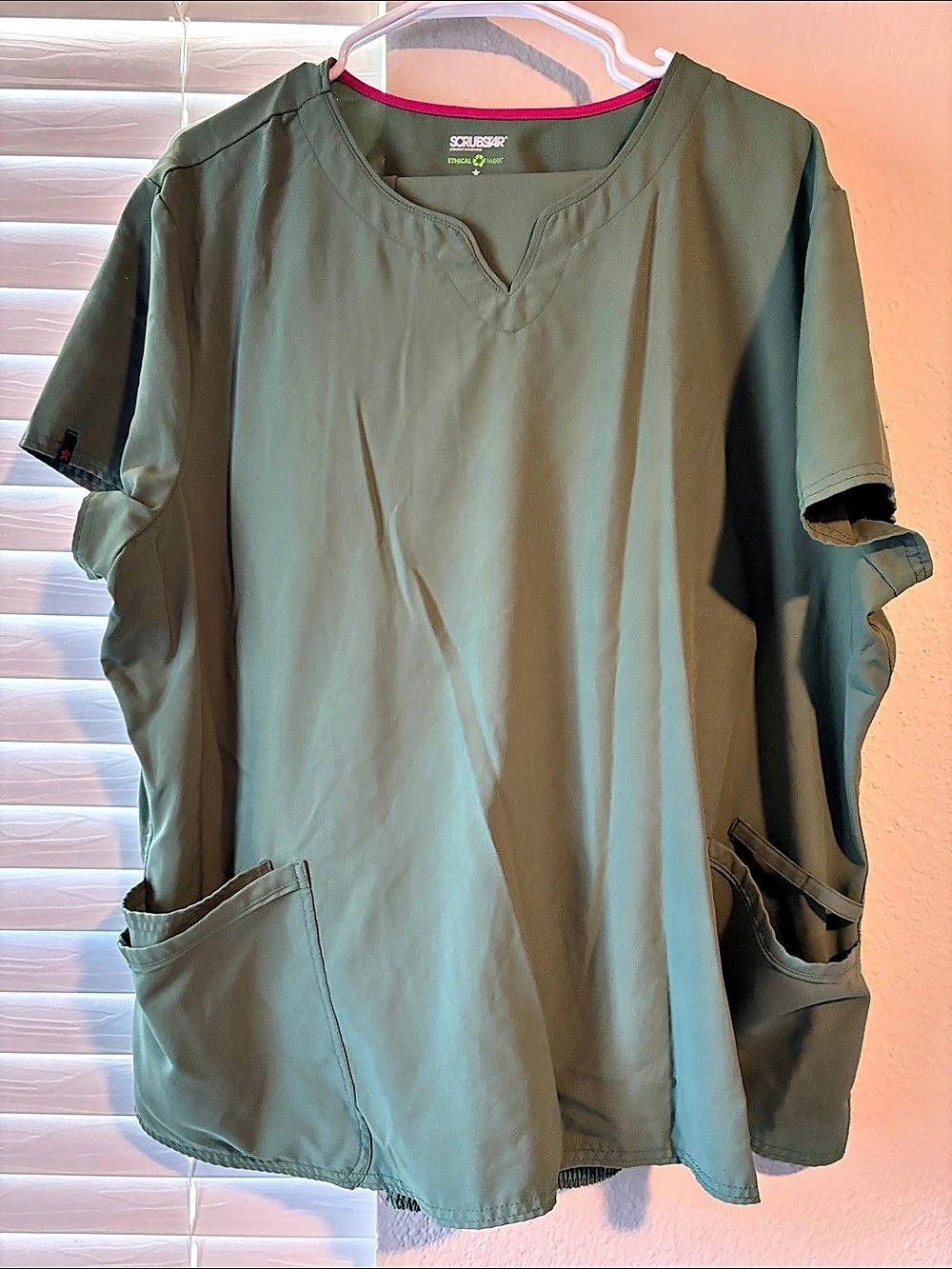 Scrubs Olive Short Sleeve Scrub Top and Pants 2XL/3XG